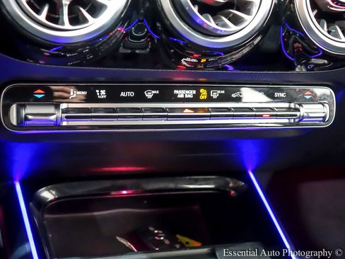 Used 2022 Mercedes-Benz GLA 250 4MATIC w/ AMG Line image 22