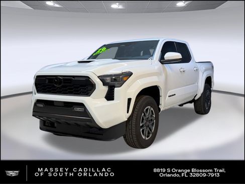 Used 2026 Toyota Tacoma TRD Sport image 1