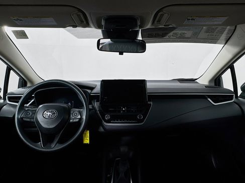 Certified 2026 Toyota Corolla LE FWD image 23