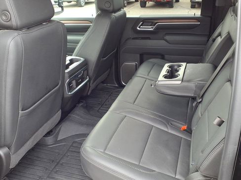 Used 2025 GMC Sierra 3500 Denali w/ Denali Reserve Package image 26