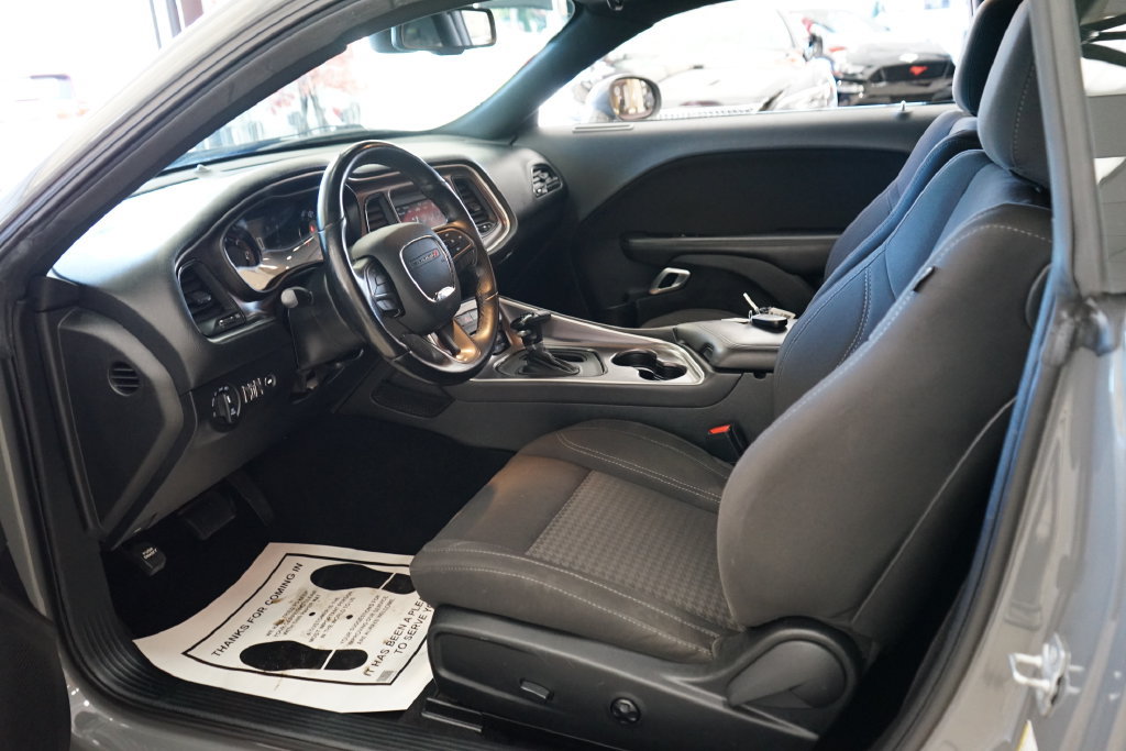 Used 2019 Dodge Challenger SXT w/ Blacktop Package RWD image 23