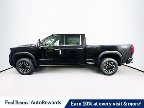 New 2026 GMC Sierra 2500 Denali Ultimate image 3