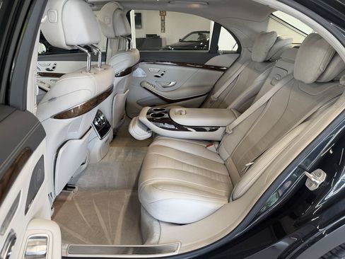 Used 2015 Mercedes-Benz S 550 4MATIC Sedan image 18