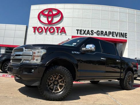 Used 2019 Ford F150 Platinum w/ Equipment Group 701A Luxury AWD/4WD image 2