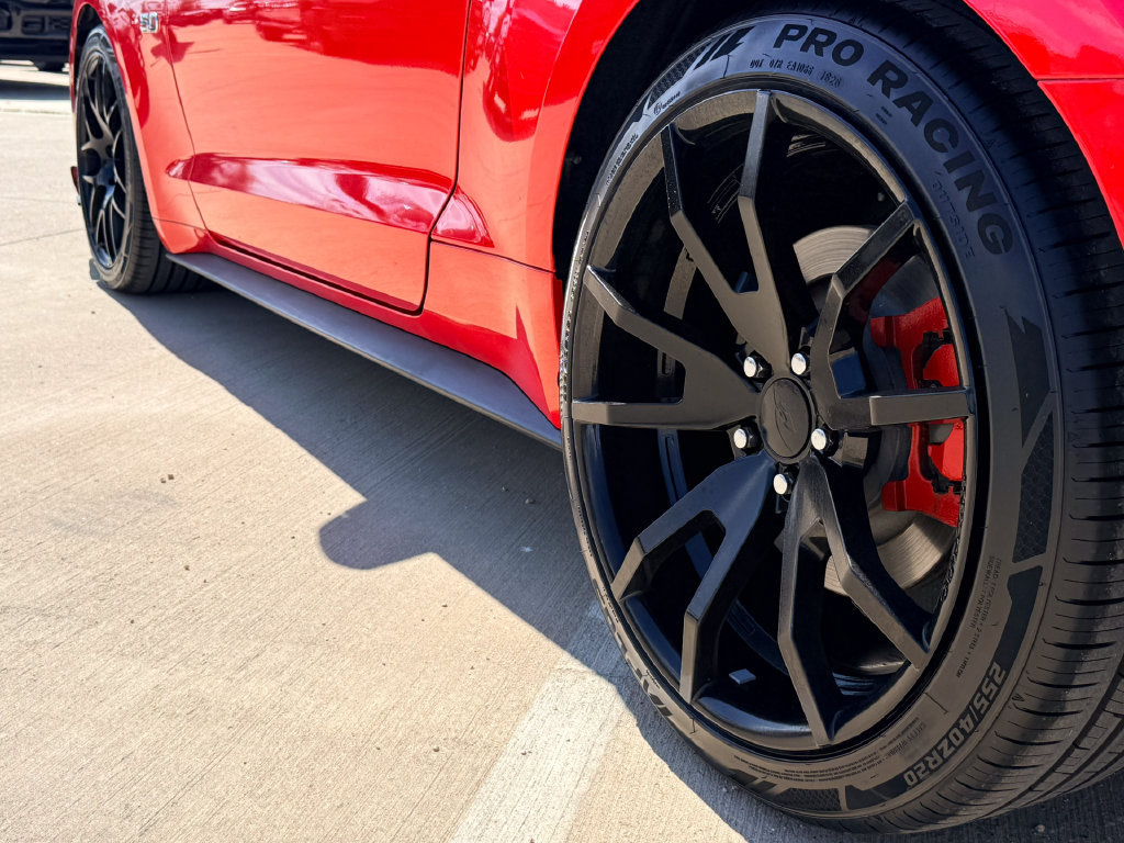 Used 2017 Ford Mustang GT RWD image 11