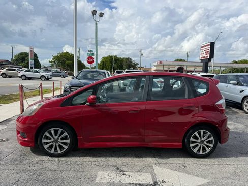 Used 2013 Honda Fit Sport image 2