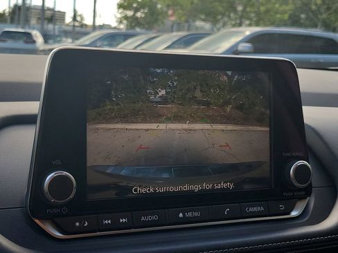 Certified 2024 Nissan Rogue SV w/ SV Premium Package image 34