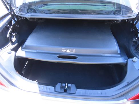 Used 2009 Mercedes-Benz SLK 300 image 11