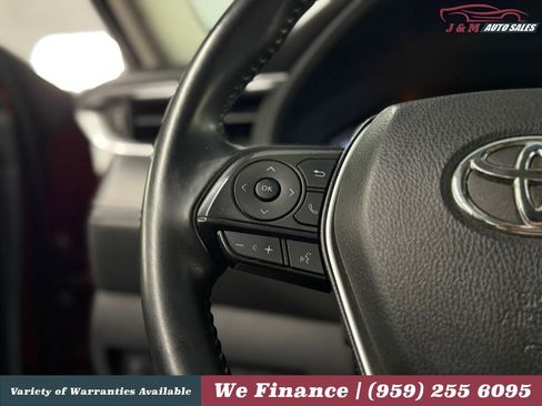 Used 2021 Toyota Venza LE w/ Carpet Mat Package (TMS) AWD/4WD image 25