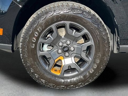 Used 2026 Ford Maverick Tremor AWD/4WD image 24