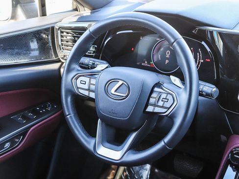 Used 2022 Lexus NX 350 AWD image 17