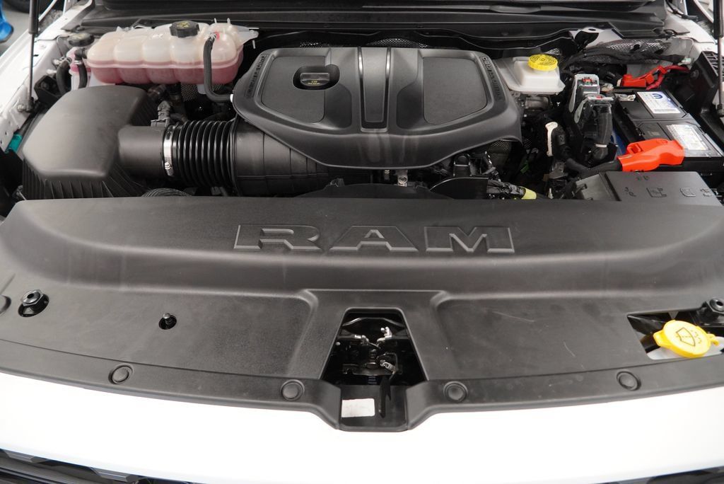 Used 2025 RAM 1500 Big Horn AWD/4WD image 46