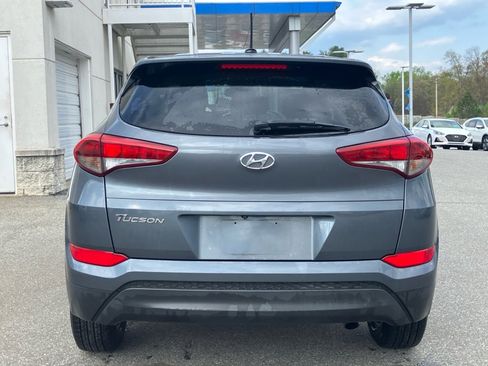 Used 2017 Hyundai Tucson SE image 18