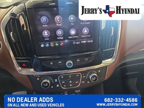 Used 2020 Chevrolet Traverse High Country FWD image 13