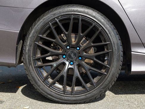 Used 2018 Honda Accord Sport image 13