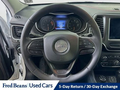 Used 2022 Jeep Cherokee Trailhawk w/ Sun, Sound & Nav Group image 13