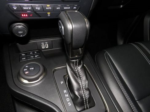 Used 2021 Ford Ranger Lariat w/ Equipment Group 501A High image 32