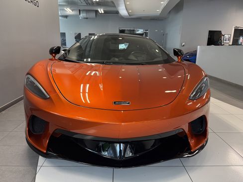 Used 2023 McLaren GT RWD image 8