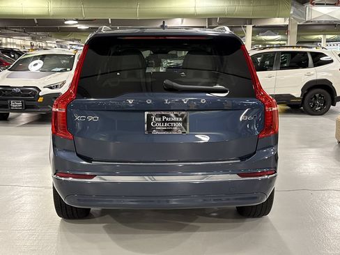 Certified 2025 Volvo XC90 B6 Plus AWD/4WD image 3