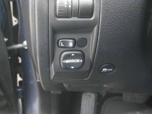 Used 2012 Subaru Forester 2.5X Premium w/ All-Weather Pkg AWD/4WD image 23