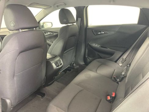 Used 2023 Chevrolet Malibu LT FWD image 16