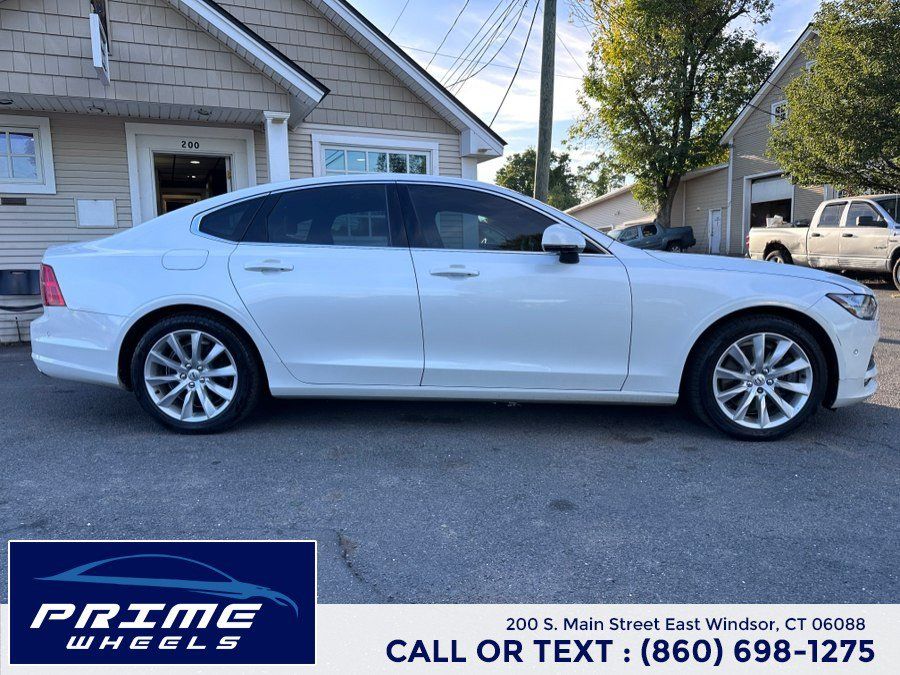 Used 2017 Volvo S90 T6 Momentum w/ Vision Package AWD/4WD image 8