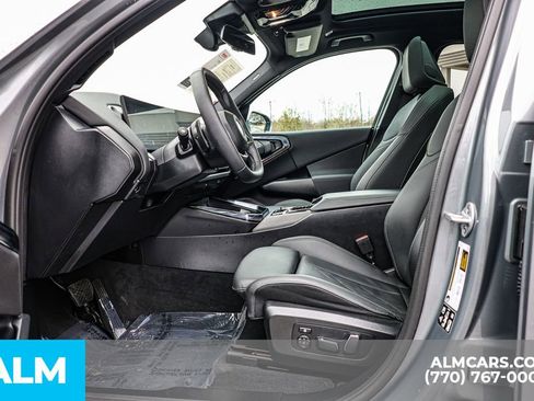 Used 2025 BMW X3 xDrive30i w/ Convenience Package image 19