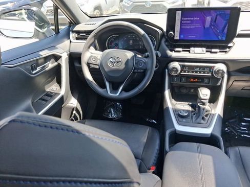 Used 2023 Toyota RAV4 XSE image 8
