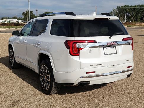 Used 2022 GMC Acadia Denali image 3