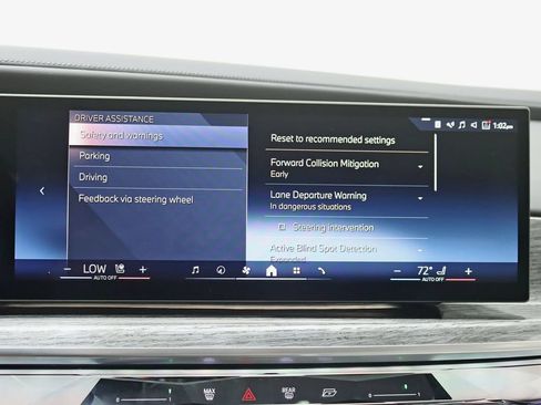 Used 2024 BMW 740i xDrive w/ Premium Package 2 AWD/4WD image 22