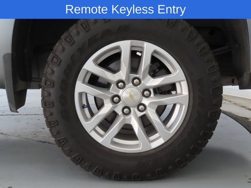 Used 2020 Chevrolet Silverado 1500 LT w/ Texas Edition AWD/4WD image 26