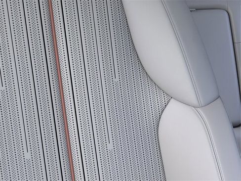 New 2026 Cadillac Vistiq Luxury image 21