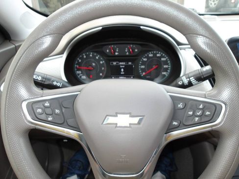 Used 2020 Chevrolet Malibu LS w/ LPO, Convenience Package 2 FWD image 14