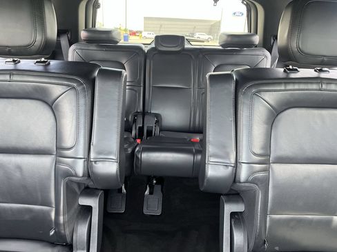 Used 2023 Lincoln Navigator Reserve AWD/4WD image 24