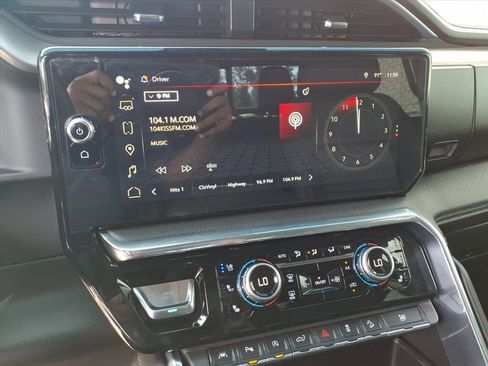 Used 2024 GMC Sierra 1500 Denali w/ Denali Reserve Package image 10