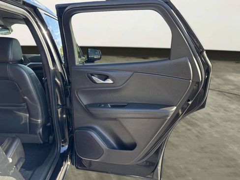 Used 2020 Chevrolet Blazer LT AWD/4WD image 18