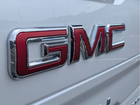 Used 2024 GMC Sierra 1500 Denali w/ Denali Reserve Package AWD/4WD image 8
