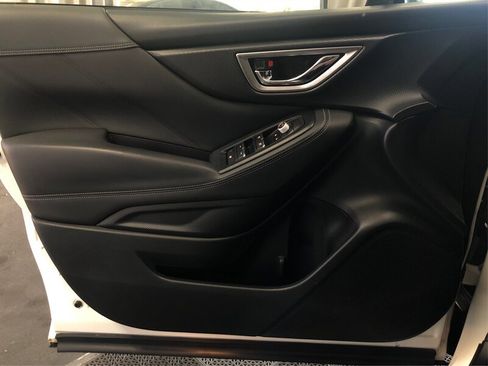 Used 2019 Subaru Forester Limited w/ Popular Package #3 image 17