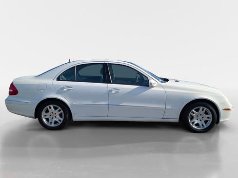 Used 2004 Mercedes-Benz E 320 Sedan image 3