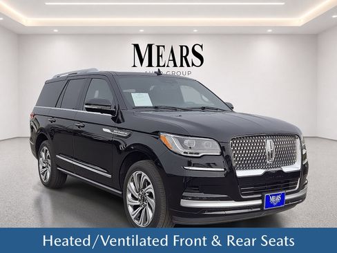 Used 2024 Lincoln Navigator Reserve AWD/4WD image 8