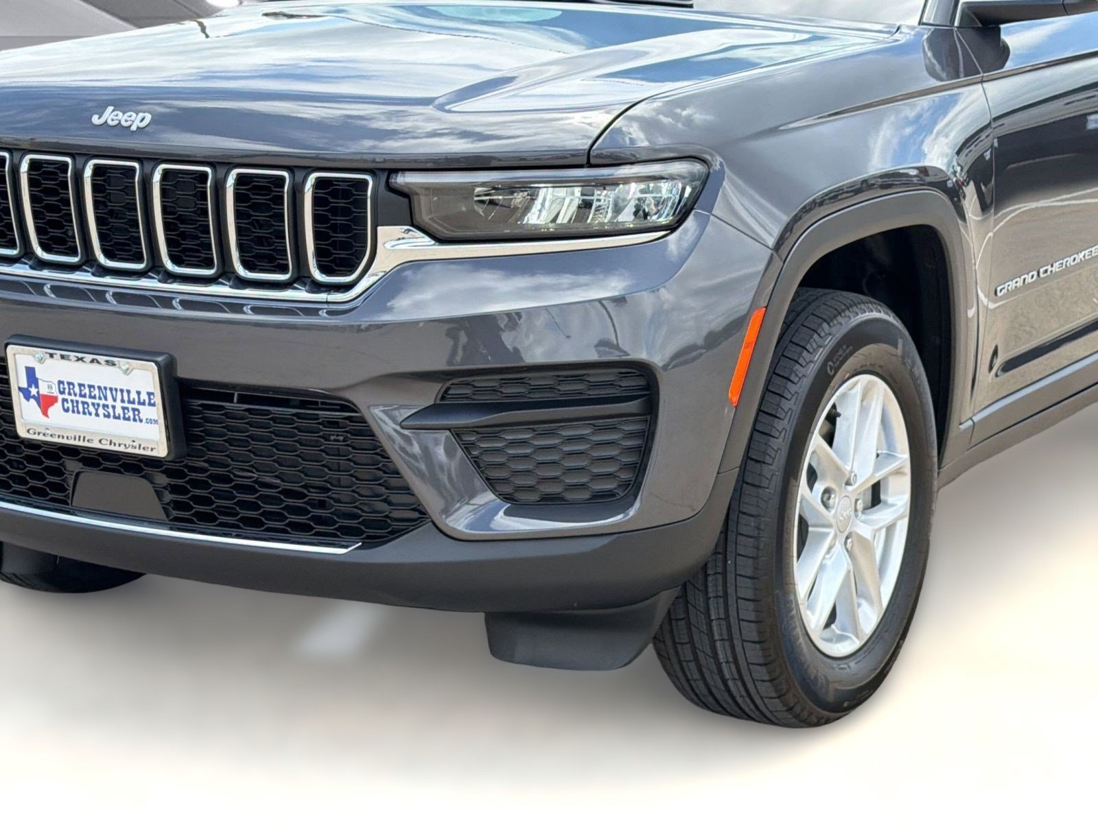 New 2026 Jeep Grand Cherokee Laredo RWD image 19