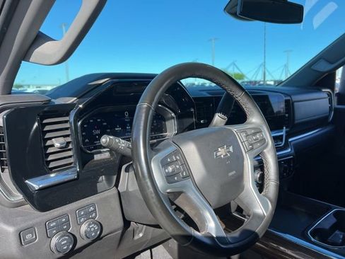 Used 2024 Chevrolet Silverado 2500 LT w/ Midnight Edition image 8