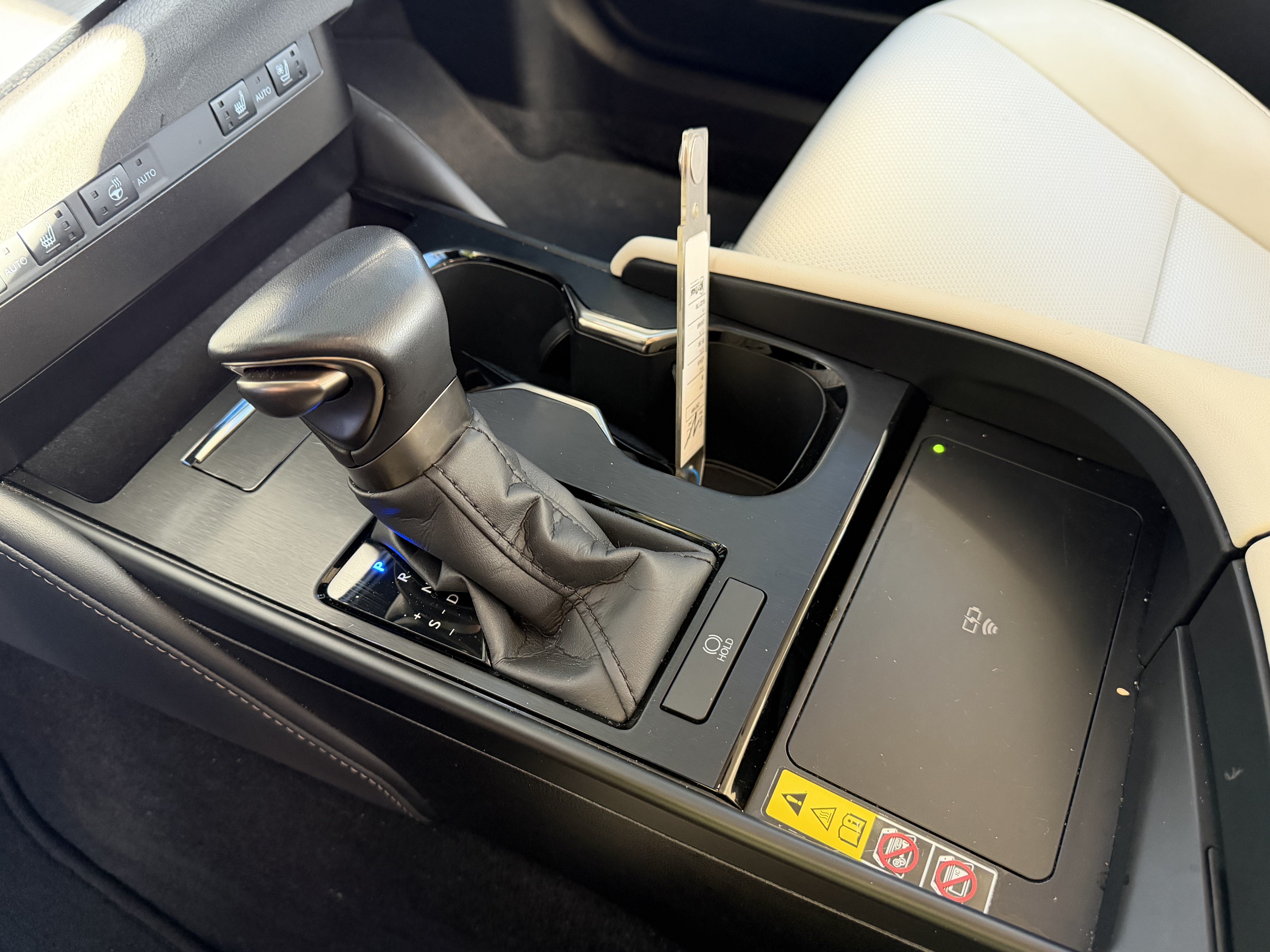 Used 2025 Lexus ES 350 w/ Premium Package FWD image 25