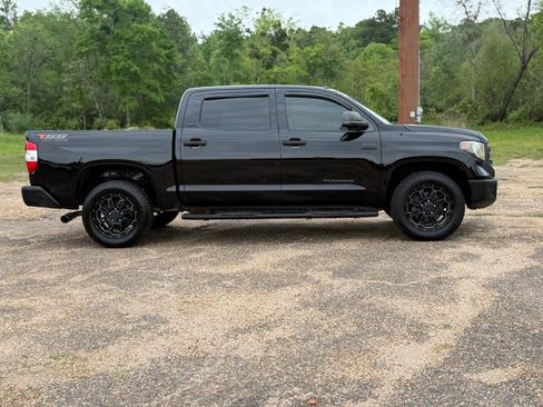 Used 2015 Toyota Tundra SR5 w/ SR5 Upgrade Package image 6