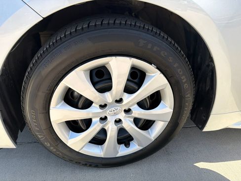 Used 2024 Toyota Corolla LE FWD image 12