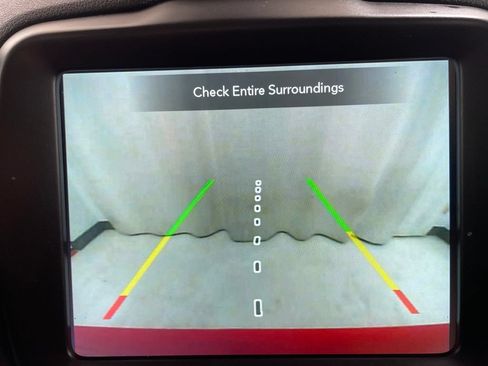 Used 2022 Jeep Renegade Latitude AWD/4WD image 23