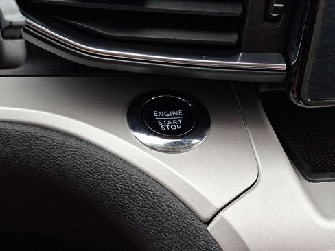 Certified 2024 Ford Explorer XLT w/ Equipment Group 202A image 26