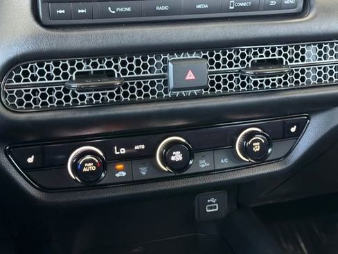 Certified 2023 Honda HR-V Sport image 24