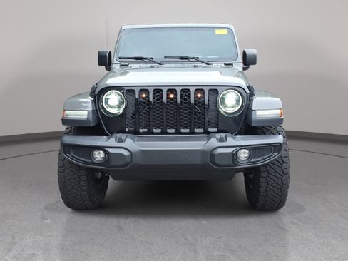 Used 2023 Jeep Gladiator Sport AWD/4WD image 4