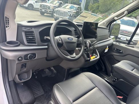 New 2026 Ford Transit 250 148 Medium Roof Extended AWD image 11